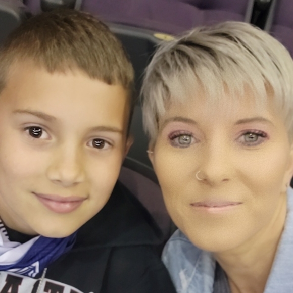 Meet your Posher, Miranda - Picture 2 of 5